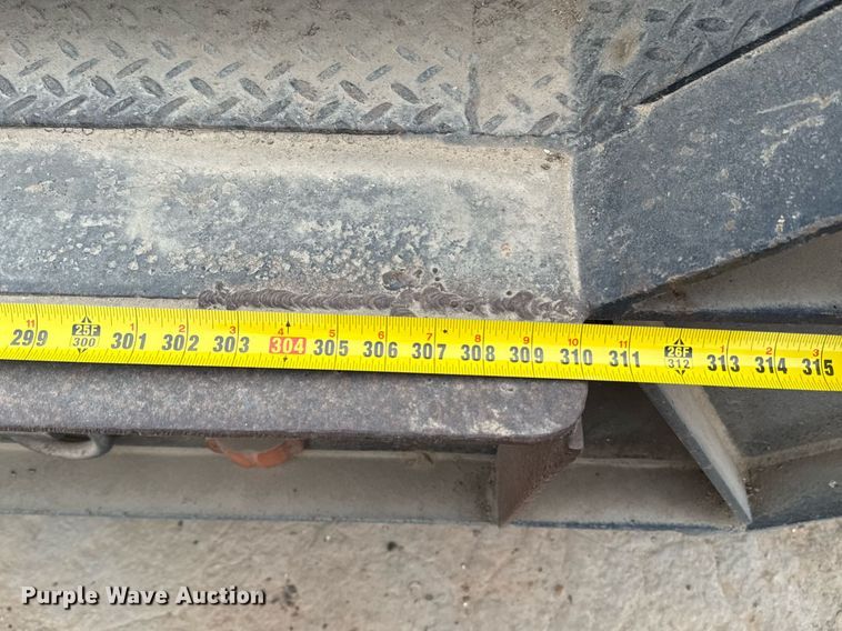 image for item ED5585 1988 Wilson 4360T drop deck hydraulic tail equipment trailer