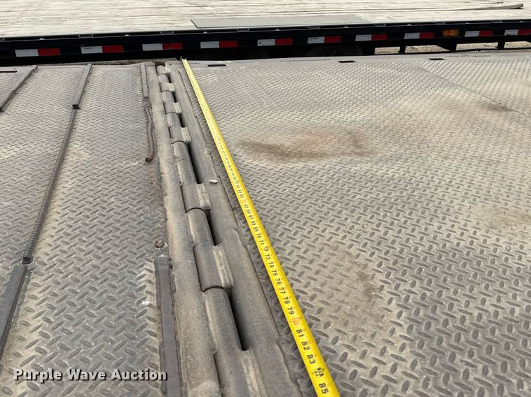 image for item ED5585 1988 Wilson 4360T drop deck hydraulic tail equipment trailer