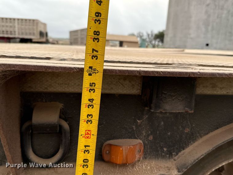 image for item ED5585 1988 Wilson 4360T drop deck hydraulic tail equipment trailer