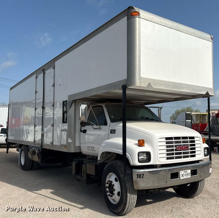 image for item EF3008 1997 GMC C7500 box truck