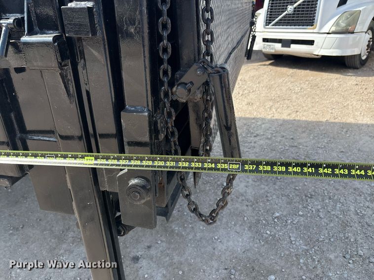 image for item EF3008 1997 GMC C7500 box truck