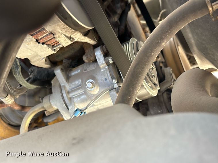 image for item EF3008 1997 GMC C7500 box truck