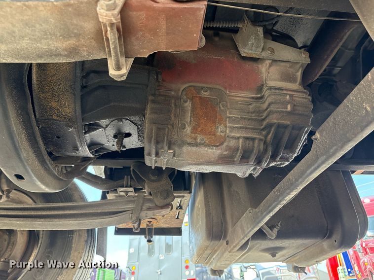 image for item EF3008 1997 GMC C7500 box truck