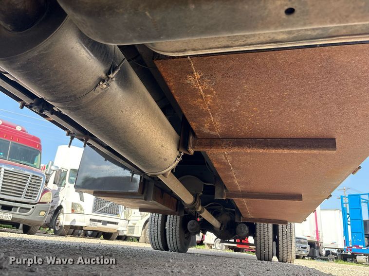 image for item EF3008 1997 GMC C7500 box truck