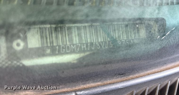 image for item EF3008 1997 GMC C7500 box truck