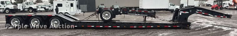 image for item EG5725 2011 Trail King TK110HDG-533 lowboy equipment trailer