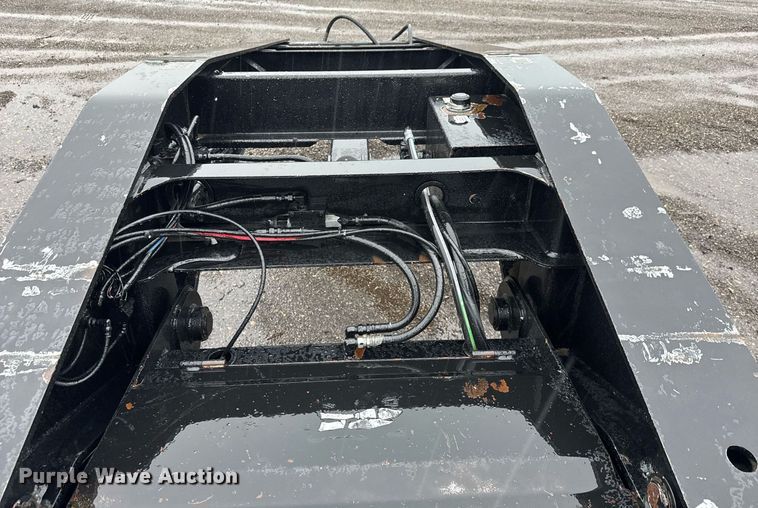 image for item EG5725 2011 Trail King TK110HDG-533 lowboy equipment trailer