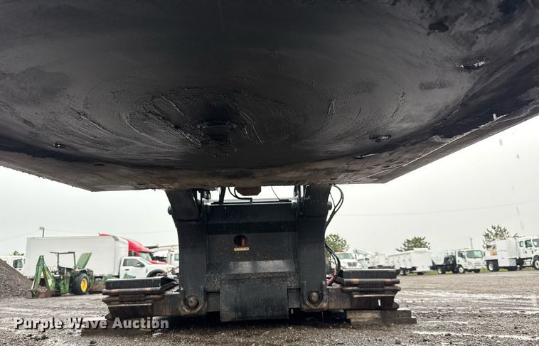 image for item EG5725 2011 Trail King TK110HDG-533 lowboy equipment trailer