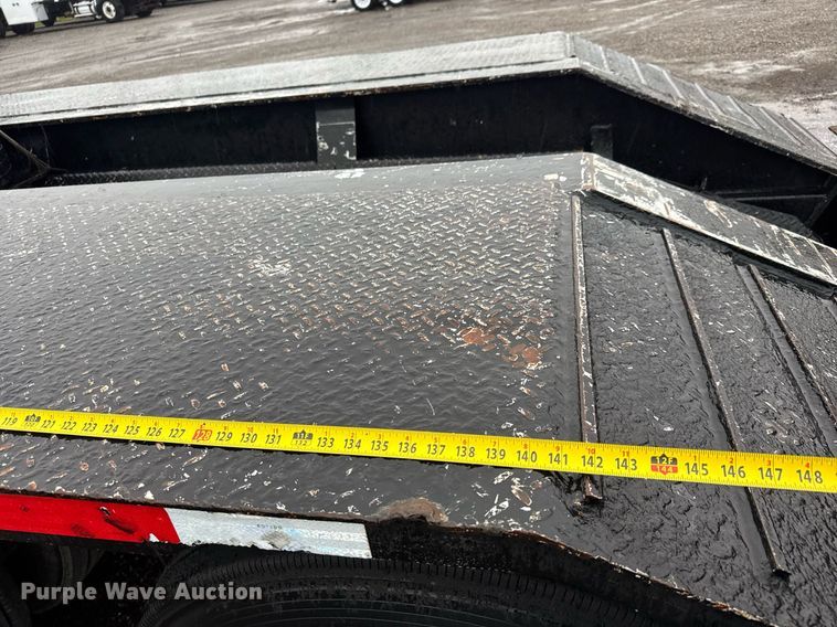 image for item EG5725 2011 Trail King TK110HDG-533 lowboy equipment trailer