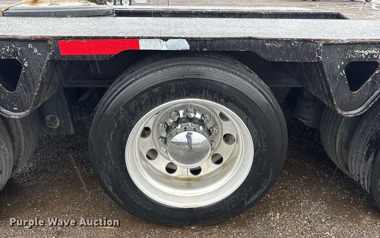 image for item EG5725 2011 Trail King TK110HDG-533 lowboy equipment trailer