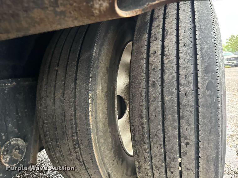 image for item EG5725 2011 Trail King TK110HDG-533 lowboy equipment trailer