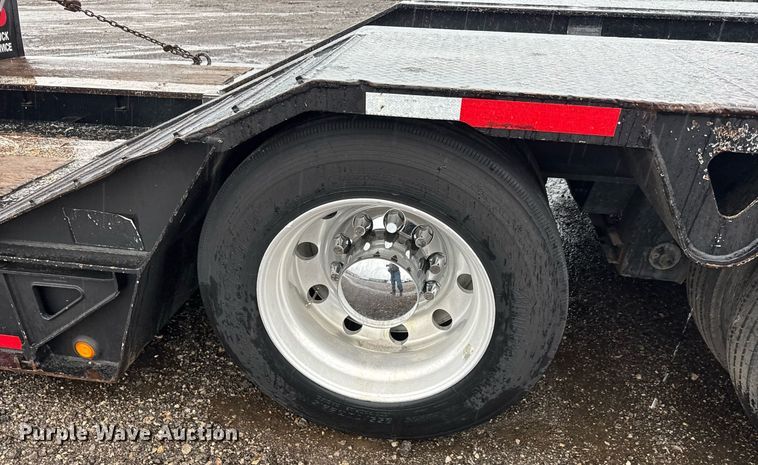 image for item EG5725 2011 Trail King TK110HDG-533 lowboy equipment trailer