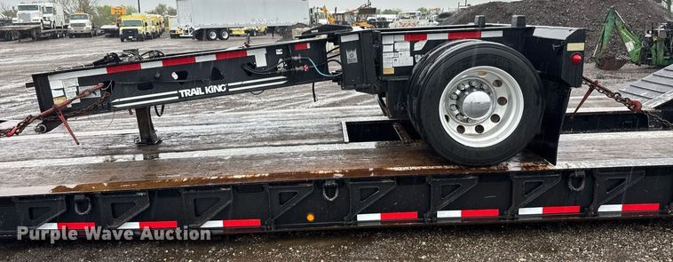 image for item EG5725 2011 Trail King TK110HDG-533 lowboy equipment trailer