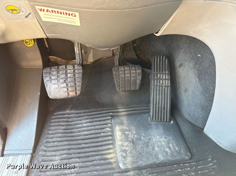 image for item EG5759 2006 Freightliner Columbia semi truck