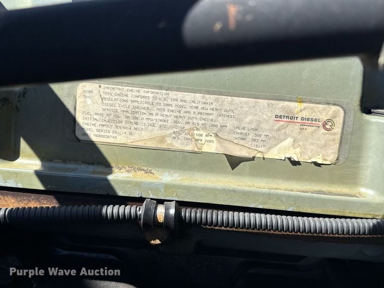 image for item EG5759 2006 Freightliner Columbia semi truck