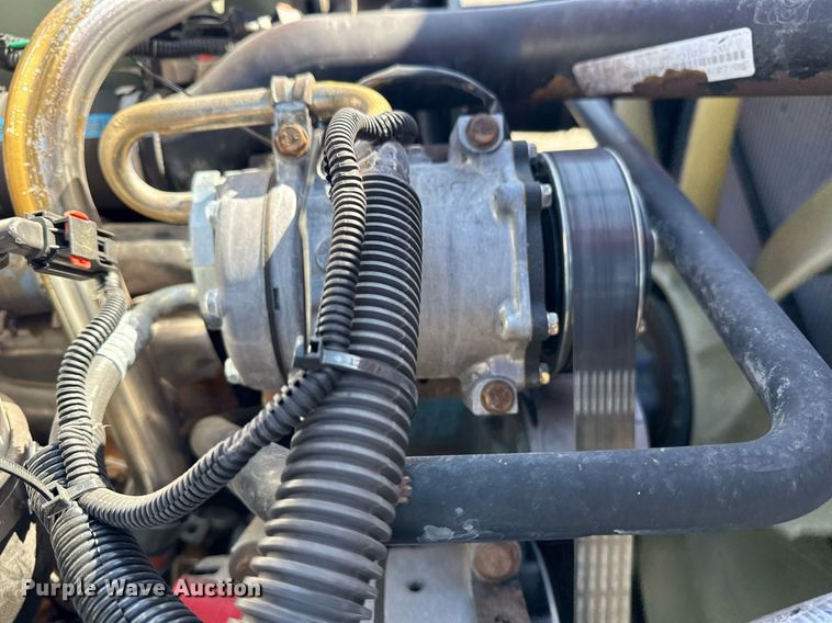 image for item EG5759 2006 Freightliner Columbia semi truck