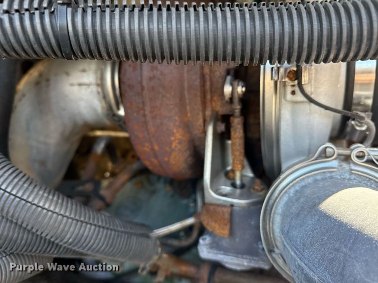 image for item EG5759 2006 Freightliner Columbia semi truck