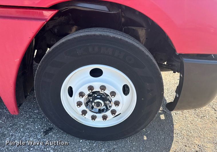 image for item EG5759 2006 Freightliner Columbia semi truck