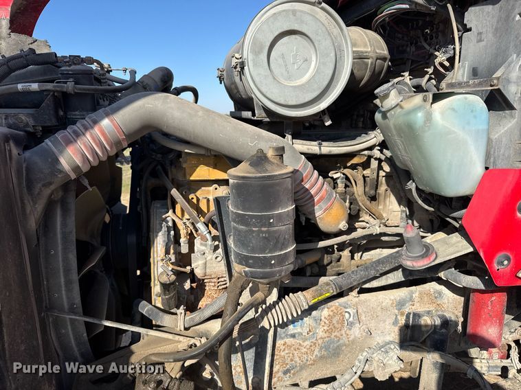 image for item EG6320 2007 Kenworth T800 semi truck