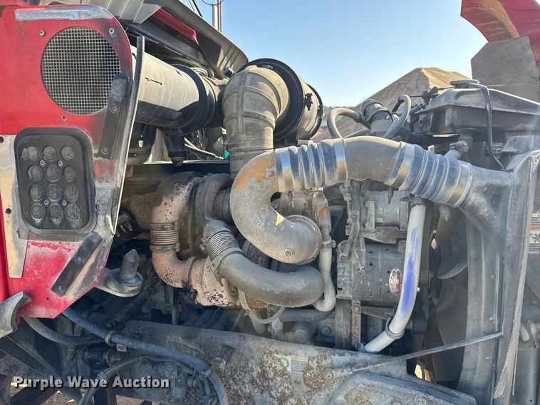 image for item EG6320 2007 Kenworth T800 semi truck