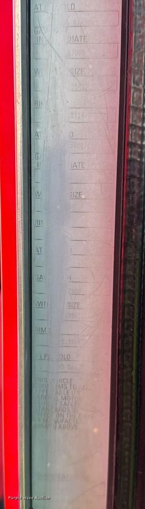 image for item EG6320 2007 Kenworth T800 semi truck