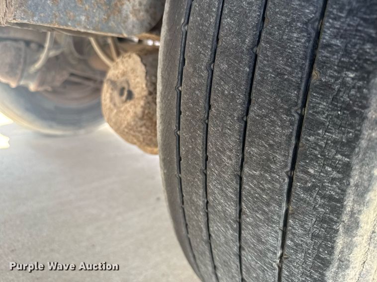 image for item EG6350 2002 Great Dane 7411TP-SA dry van trailer