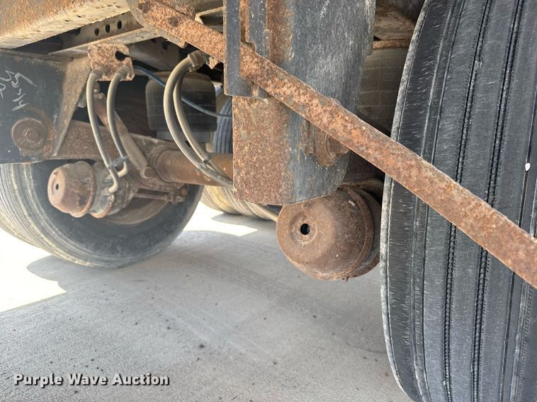 image for item EG6350 2002 Great Dane 7411TP-SA dry van trailer