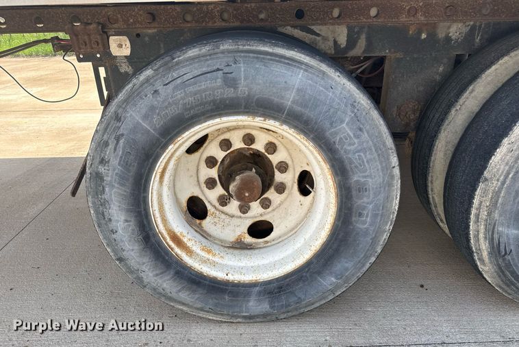 image for item EG6350 2002 Great Dane 7411TP-SA dry van trailer