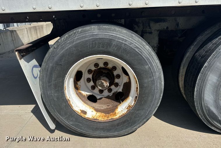 image for item EG6351 2002 Great Dane 7411TP-SA dry van trailer