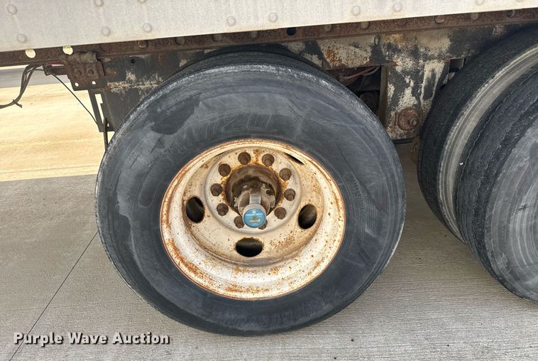 image for item EG6351 2002 Great Dane 7411TP-SA dry van trailer