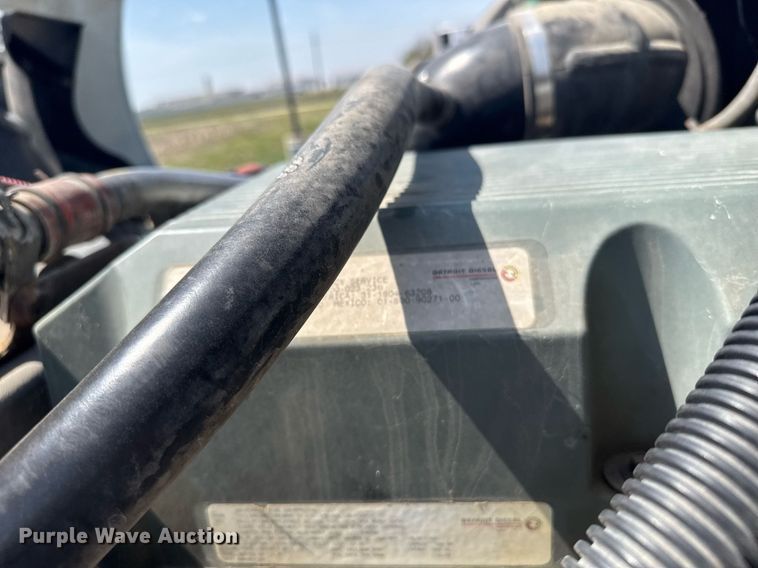 image for item EG6352 2007 Freightliner Century Class semi truck