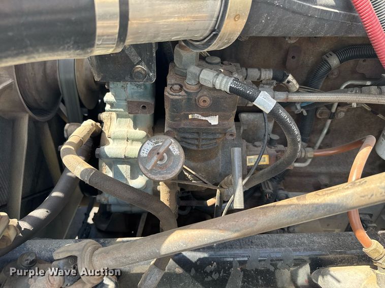 image for item EG6352 2007 Freightliner Century Class semi truck