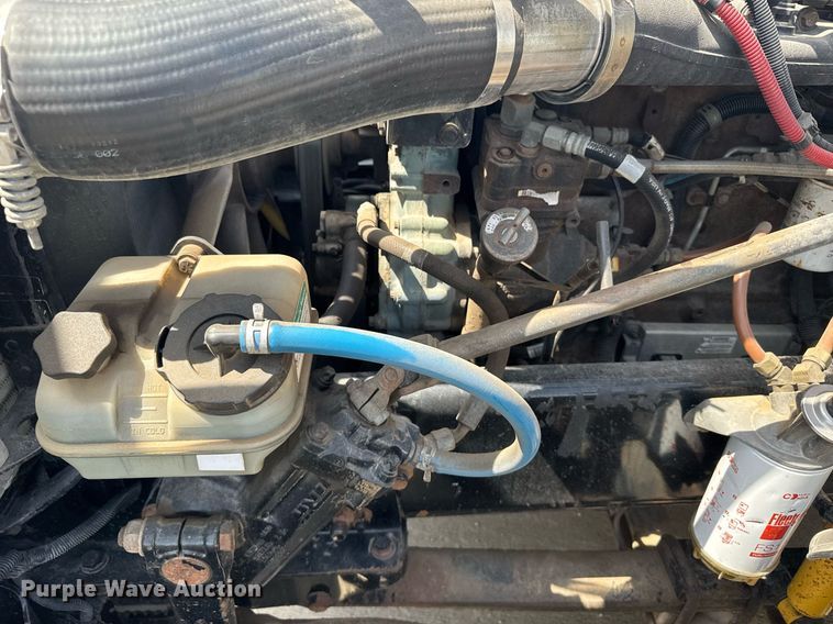 image for item EG6352 2007 Freightliner Century Class semi truck