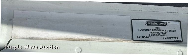 image for item EG6352 2007 Freightliner Century Class semi truck