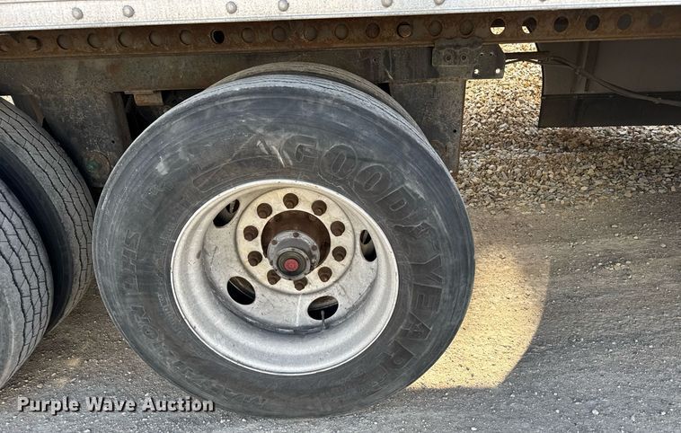 image for item EG6379 2016 Hyundai VI2530152-AJS dry van trailer