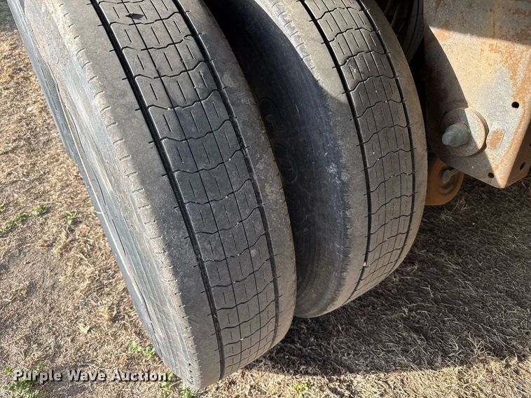 image for item EG6380 2016 Hyundai VI2530152-AJS dry van trailer