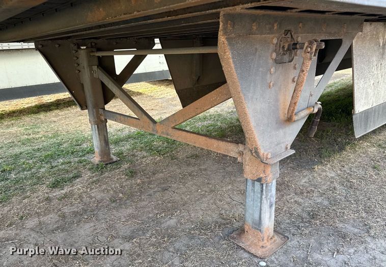 image for item EG6381 2016 Hyundai VI2530152-AJS dry van trailer