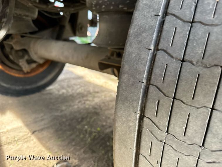 image for item EG6381 2016 Hyundai VI2530152-AJS dry van trailer