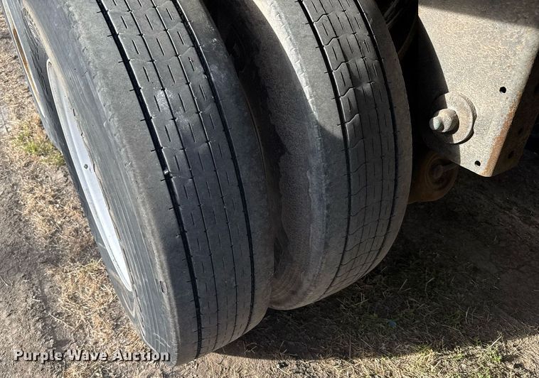 image for item EG6381 2016 Hyundai VI2530152-AJS dry van trailer