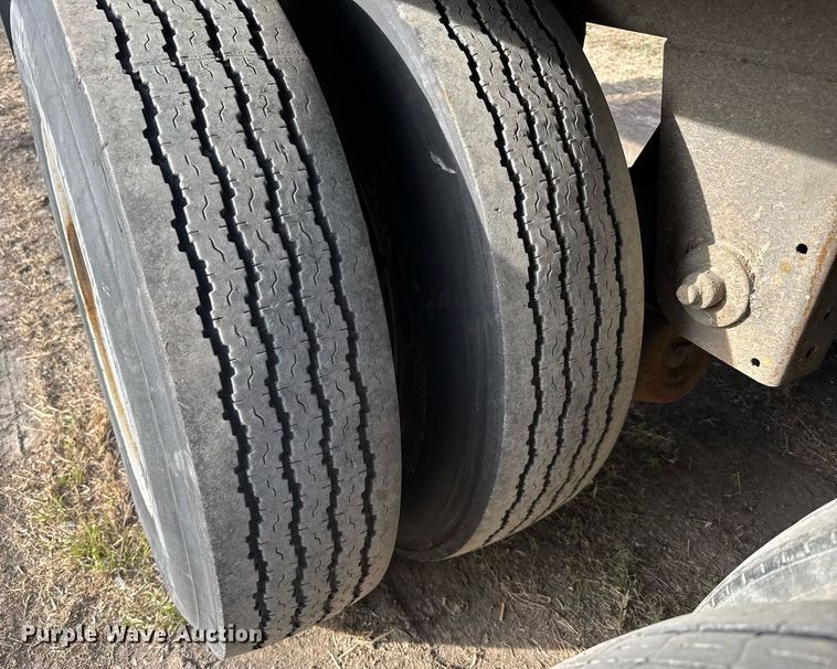 image for item EG6381 2016 Hyundai VI2530152-AJS dry van trailer