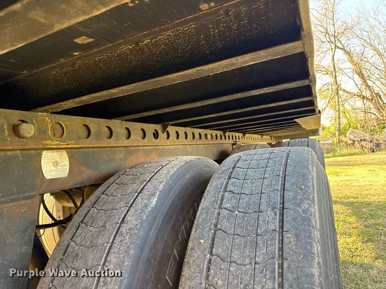 image for item EG6382 2016 Hyundai VI2530152-AJS dry van trailer