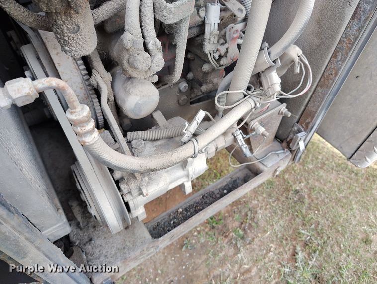 image for item EH0209 2007 Kenworth T800 semi truck