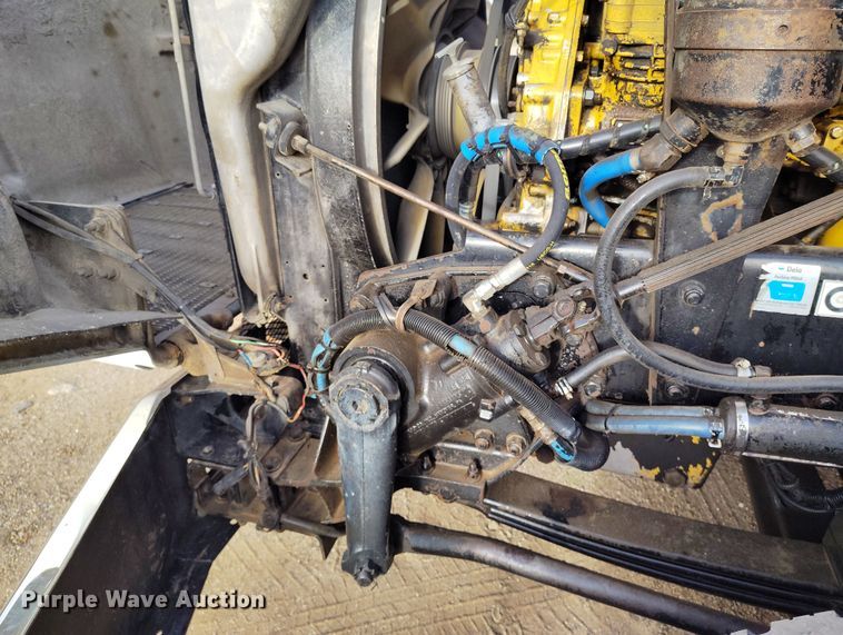 image for item EH0209 2007 Kenworth T800 semi truck