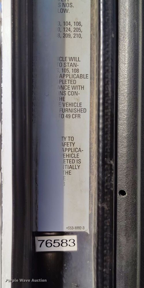 image for item EH0209 2007 Kenworth T800 semi truck