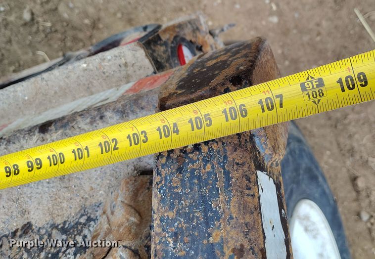 image for item EH0233 2000 Freightliner FL80 roll-off container truck