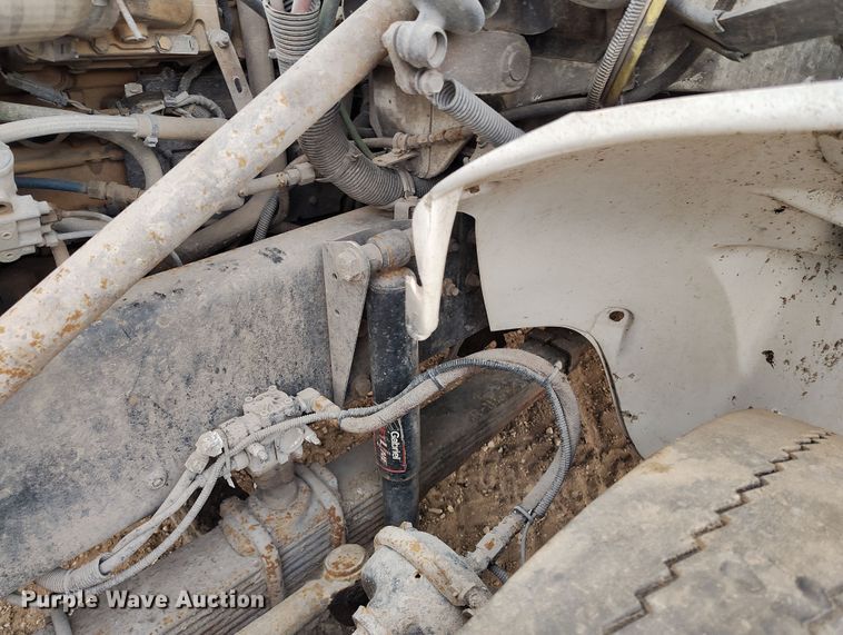 image for item EH0233 2000 Freightliner FL80 roll-off container truck