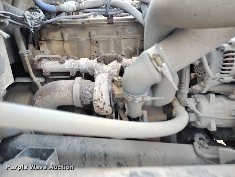 image for item EH0233 2000 Freightliner FL80 roll-off container truck