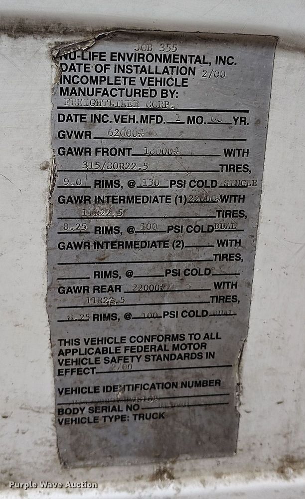 image for item EH0233 2000 Freightliner FL80 roll-off container truck