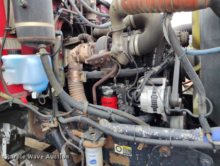 image for item EH0234 2005 Peterbilt 335  roll-off container truck