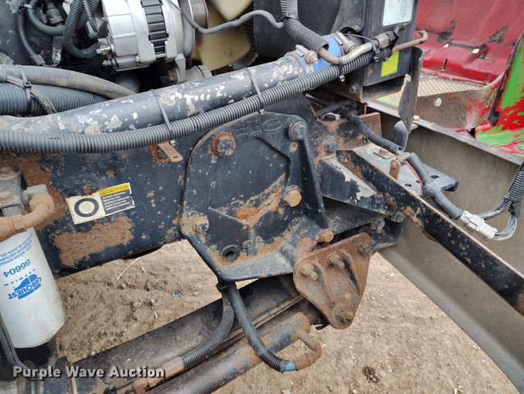 image for item EH0234 2005 Peterbilt 335  roll-off container truck